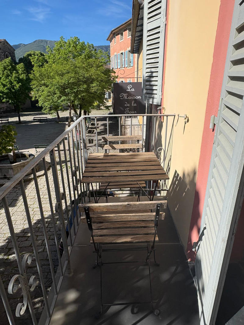 chambre-edelweiss-hotel-maison-de-la-tour-3