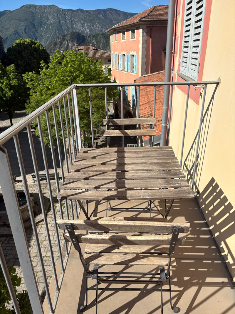 chambre-primevere-hotel-maison-de-la-tour-3