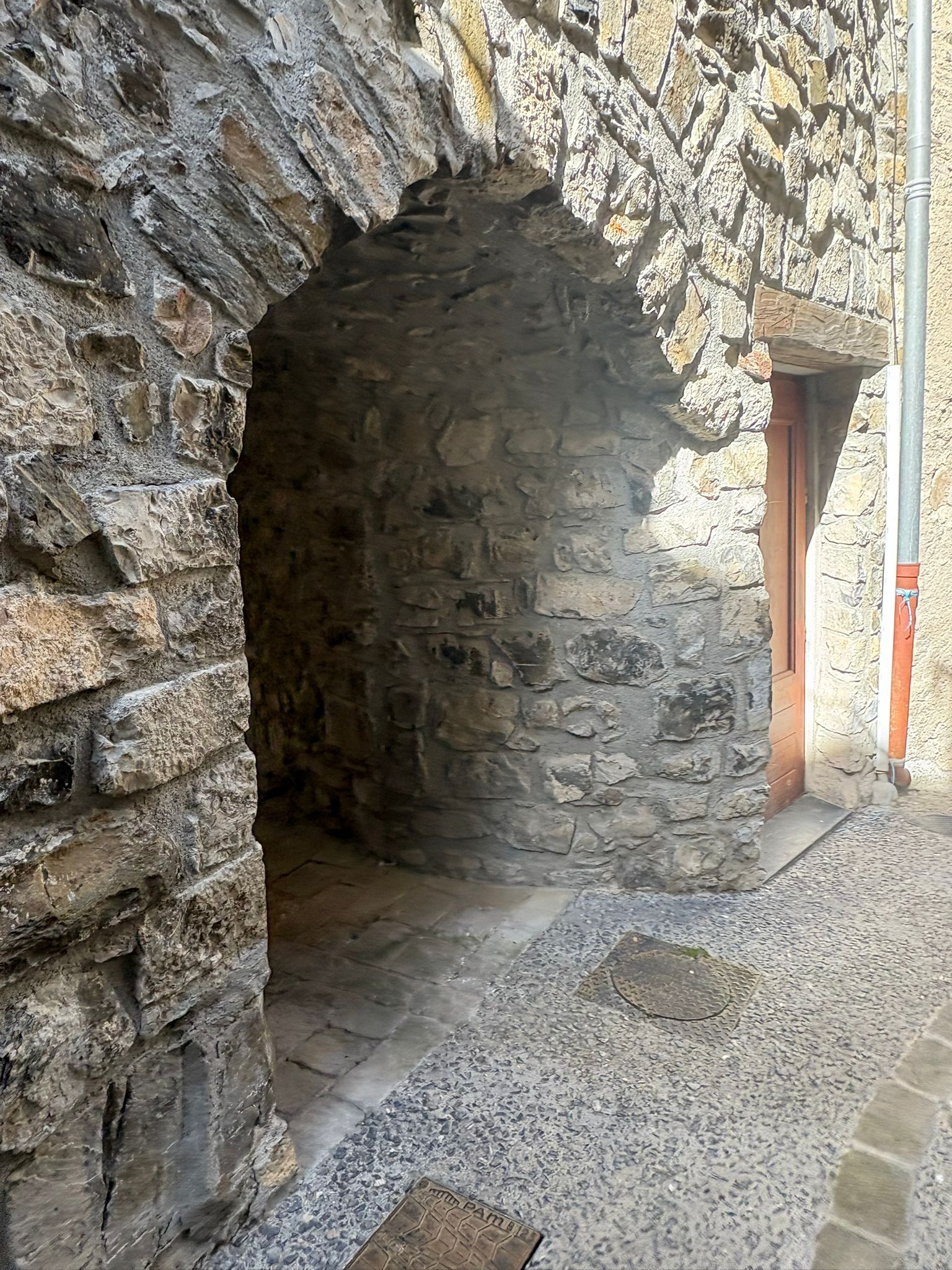 WhatsApp Image 2025-10-07 at 13.55.10 (1)