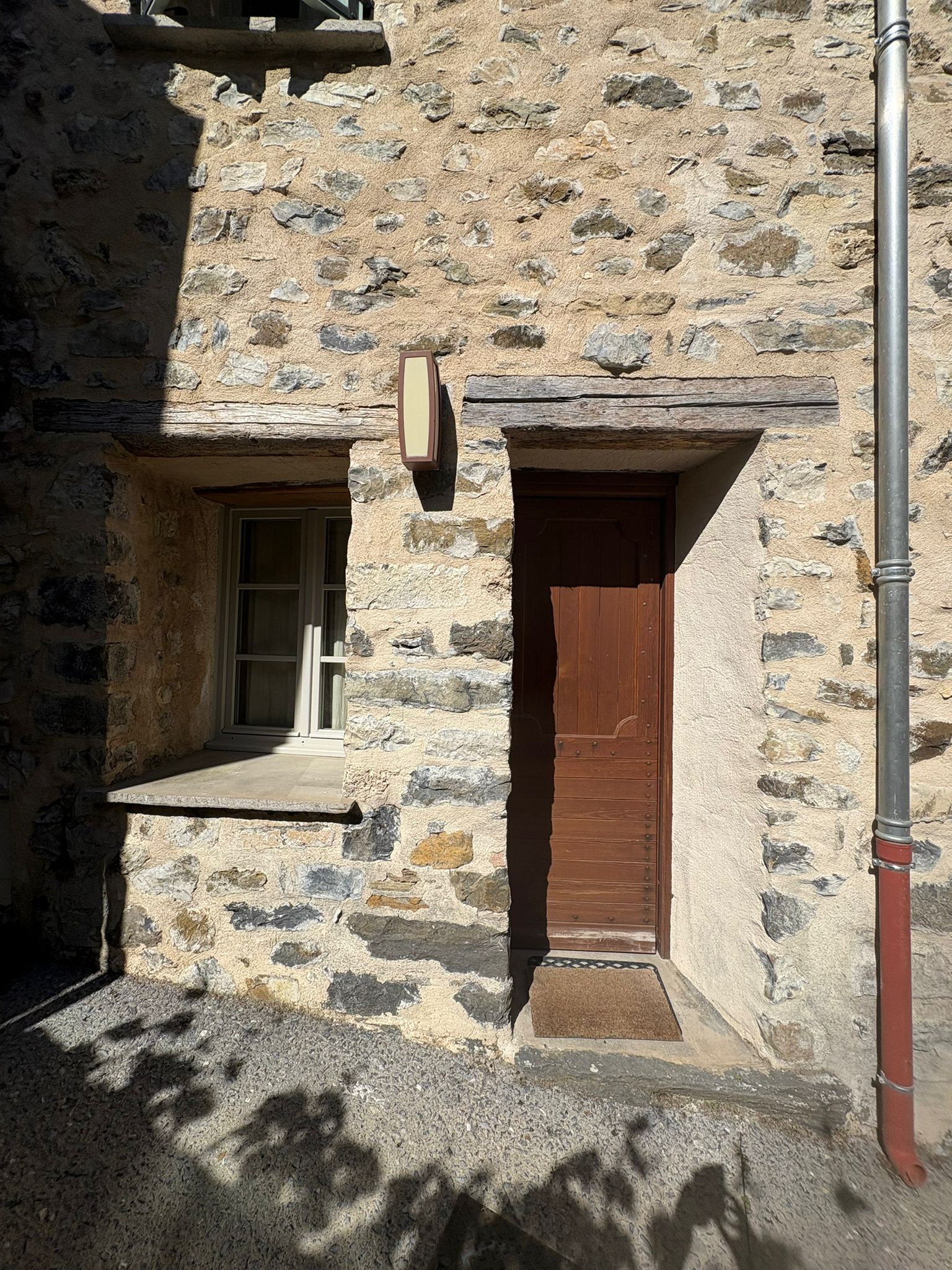 WhatsApp Image 2025-10-07 at 13.55.11 (1)